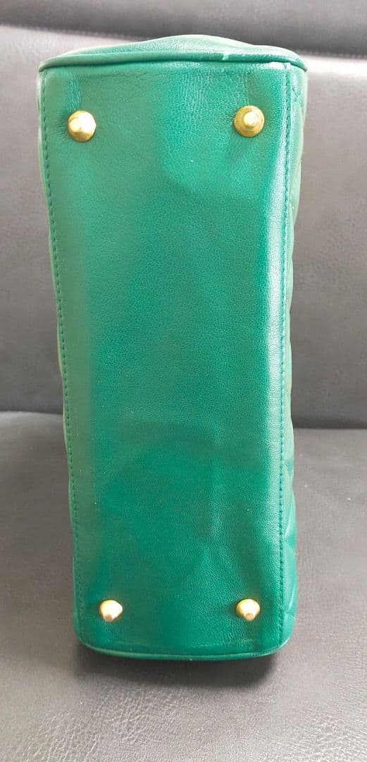 最終値下 GIVENCHY ジバンシー ラムレザー ハンドバッグ 緑 マトラッセ