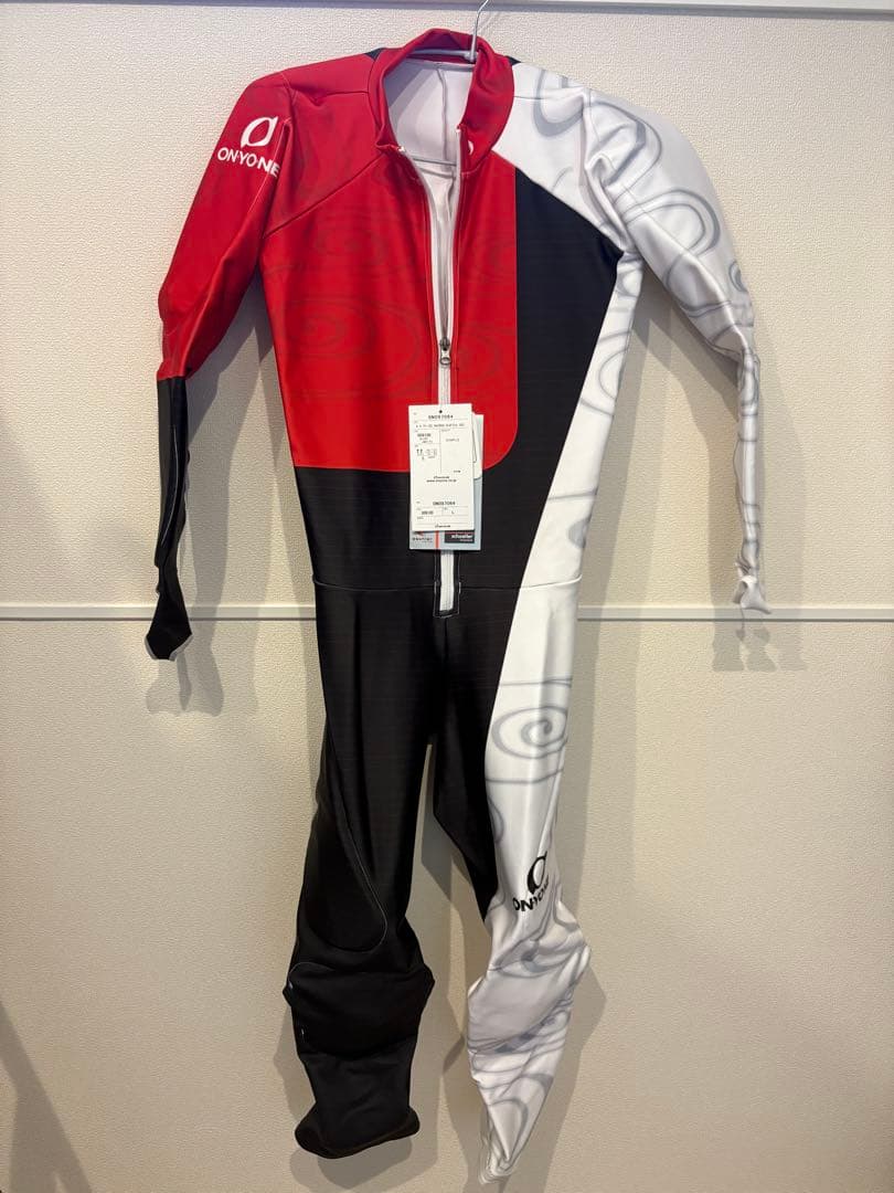 ONYOINE A.A.TH GS RACING SUIT Lサイズ