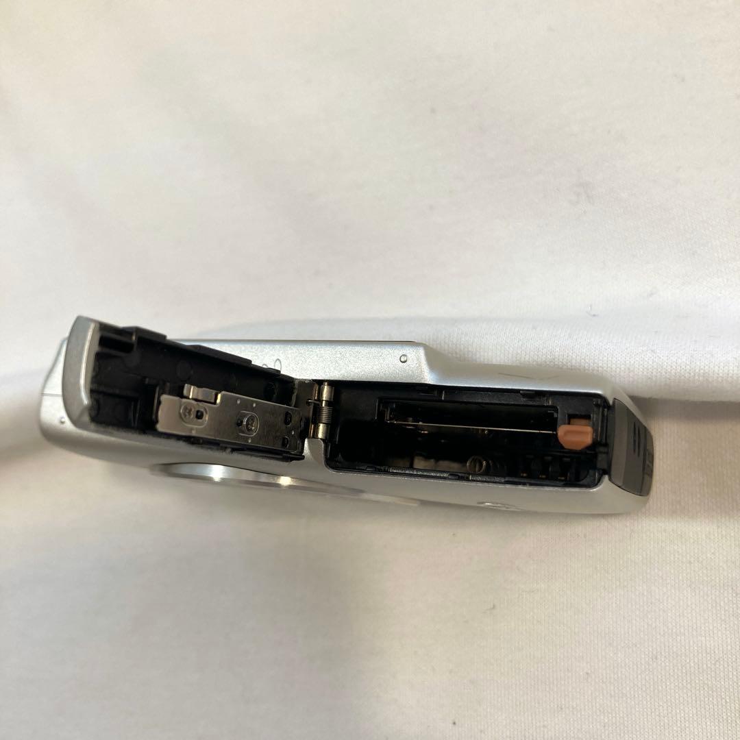 Canon IXY 100F コンパクトデジタルカメラ