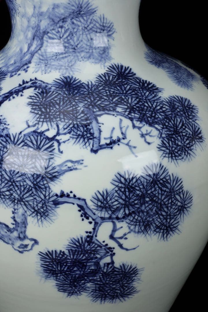 【猿川谷 山徳窯】有田焼 染付 松鷹図大花瓶 56㎝ 飾壺 時代物 古美術 骨董