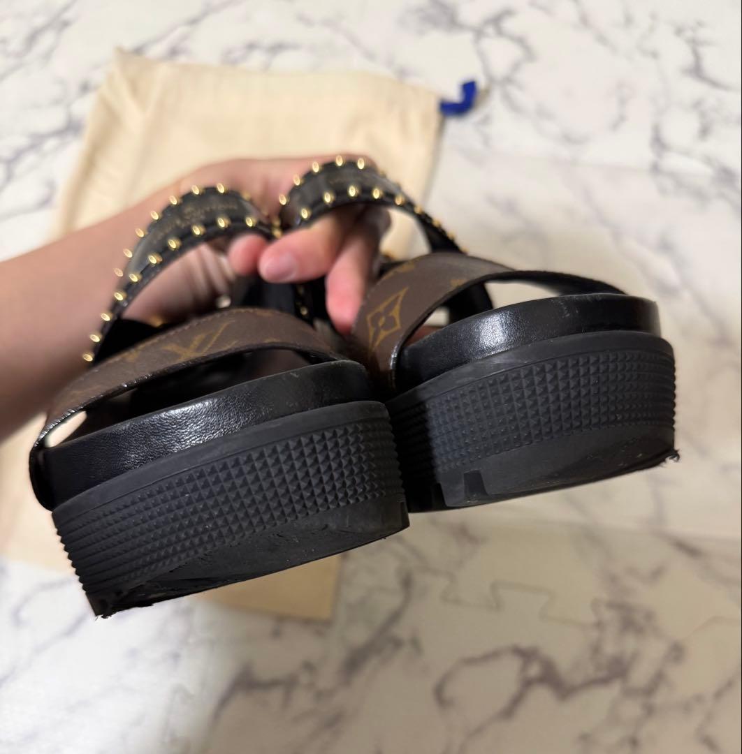 Louis Vuitton ルイヴィトン ローリエートライン 厚底サンダル