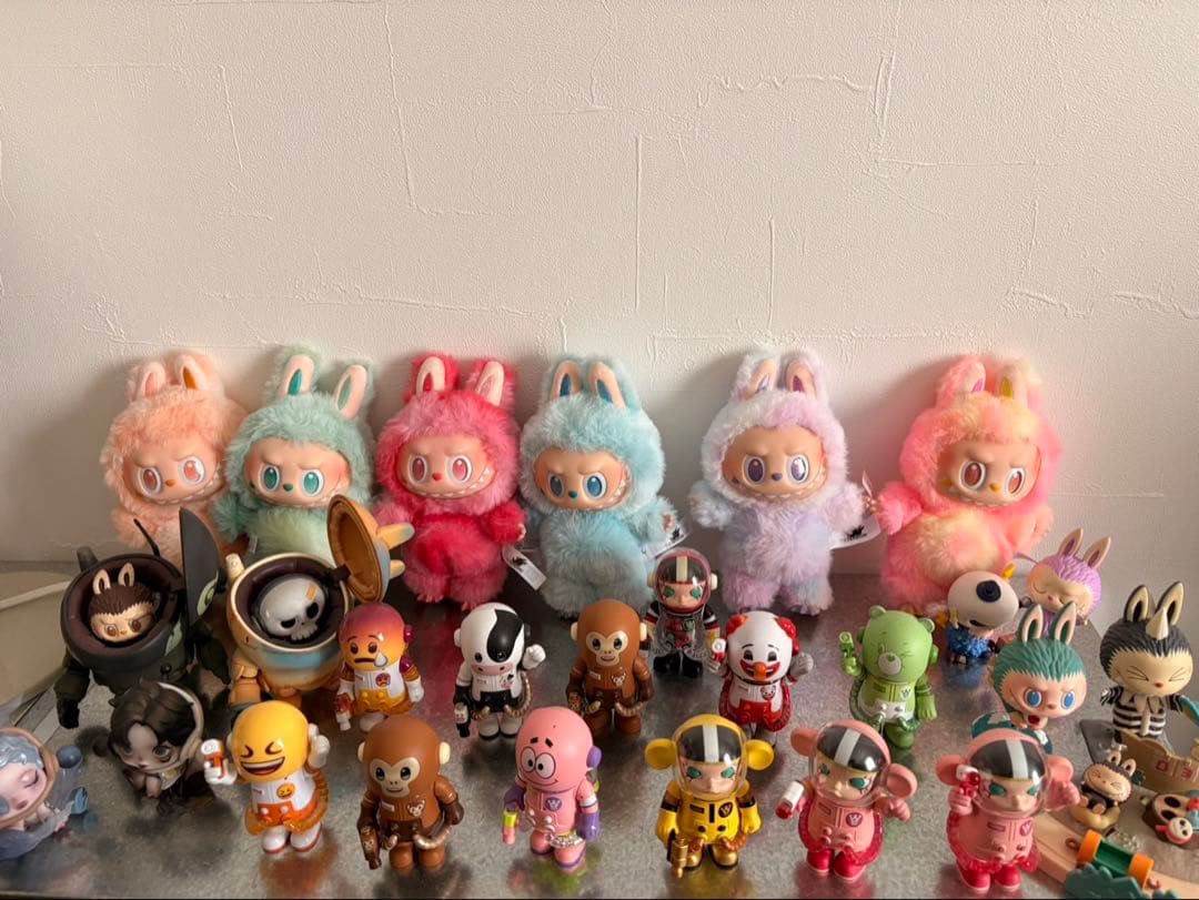 POPMART フィギュア　ラブブ、モリー等