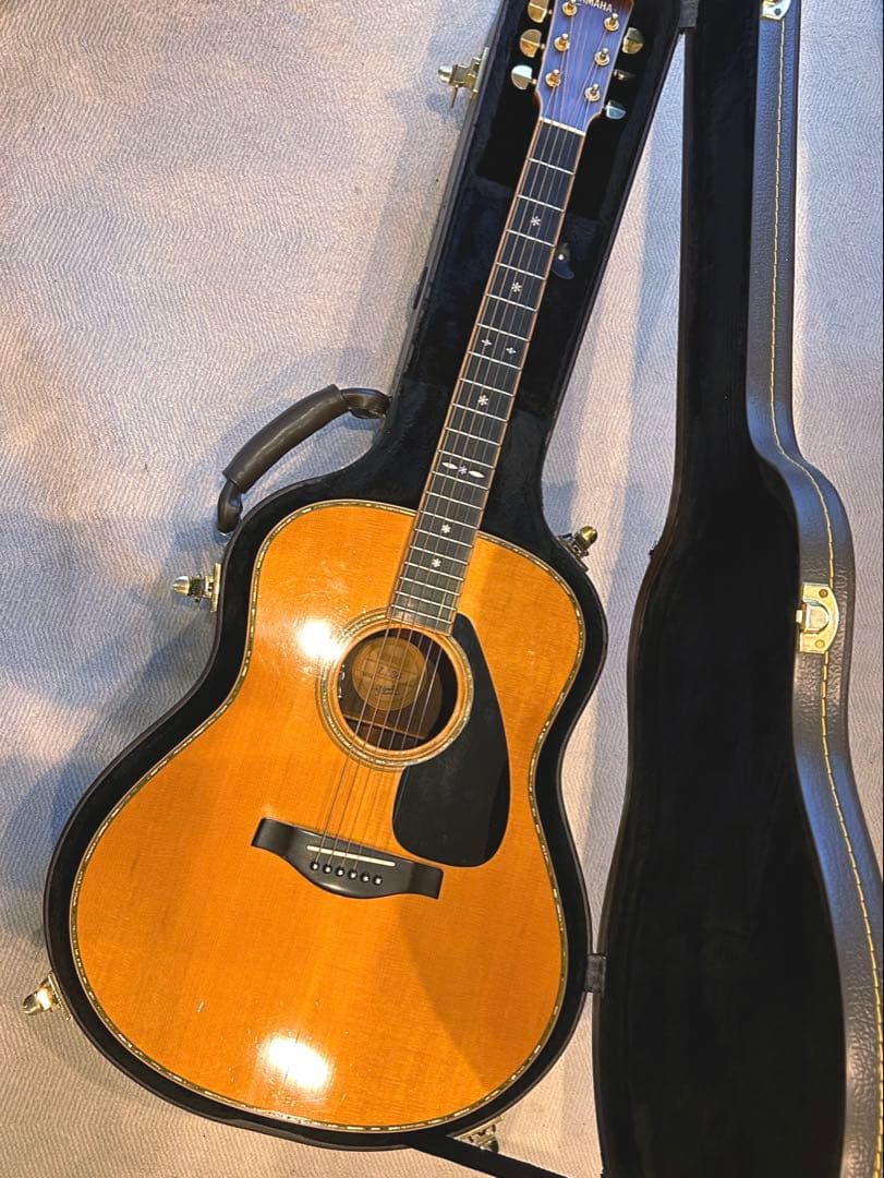 YAMAHA LL36 ピックアップ付き　専用ハードケース付き