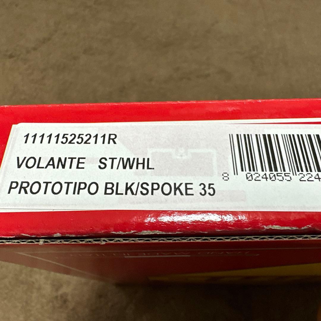 正規輸入品　MOMOプロトタイプ ステアリングBK/BK350mm新品未使用