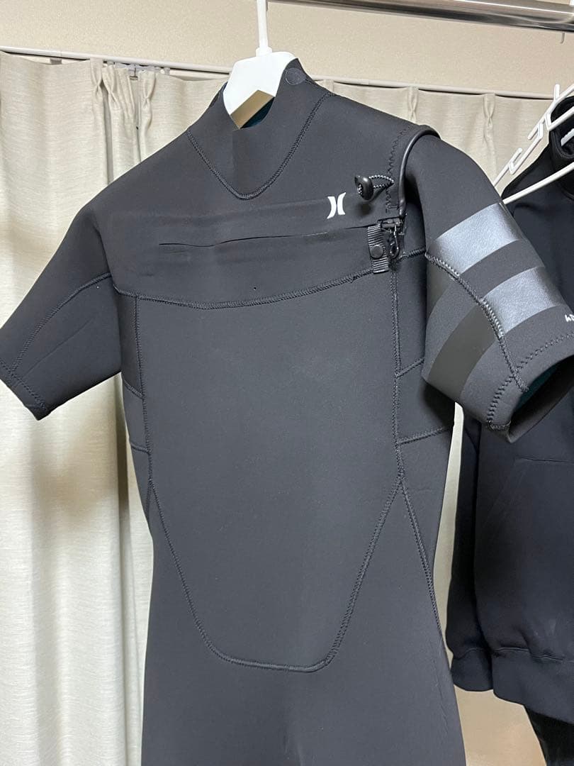 【最終値下げ】Hurley 半袖長ズボンウェットスーツ ブラック