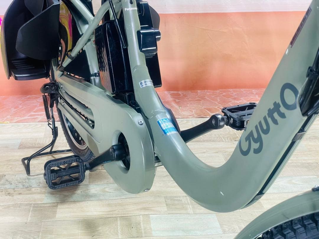 ラクイック付き2022年ギュットクルームR・EX⭐️電動アシスト自転車Y3294