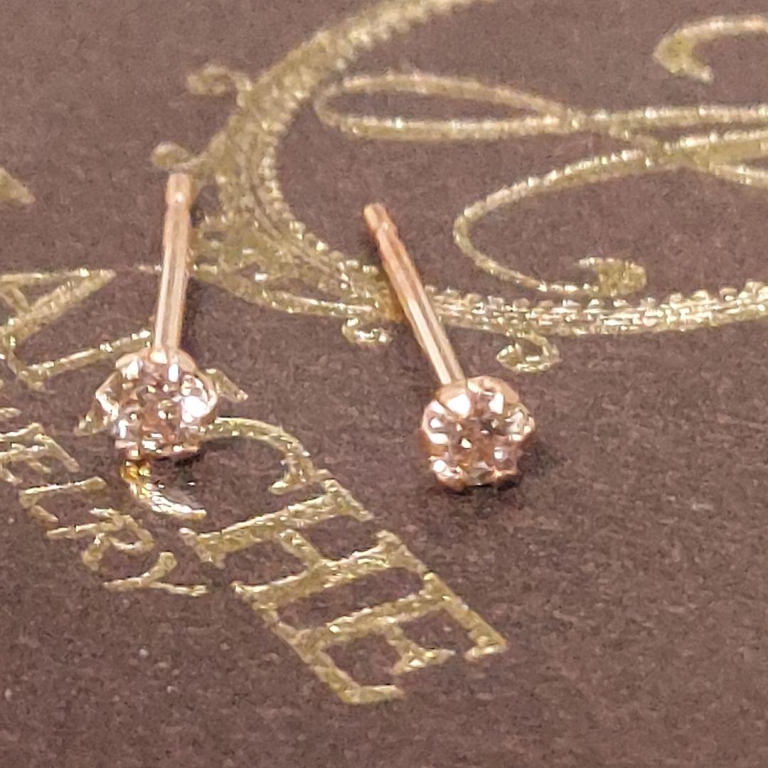 アヴァランチ　K18 天然ダイヤ0.1ct 両耳ピアス　新品、未使用品！10K