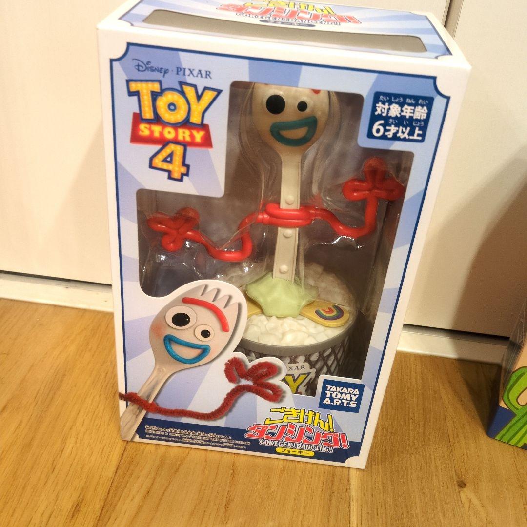 本日削除☆　ディズニー　ピクサー　トイストーリー　ウッディ　フィギュア