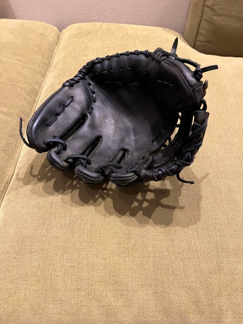 【最終値下げ】 スラッガーKSG-25PS 硬式グローブ 内野手用（黒色）