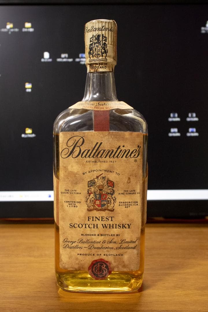 宮田【古酒】青赤紋章 バランタイン ファイネスト クリアボトル