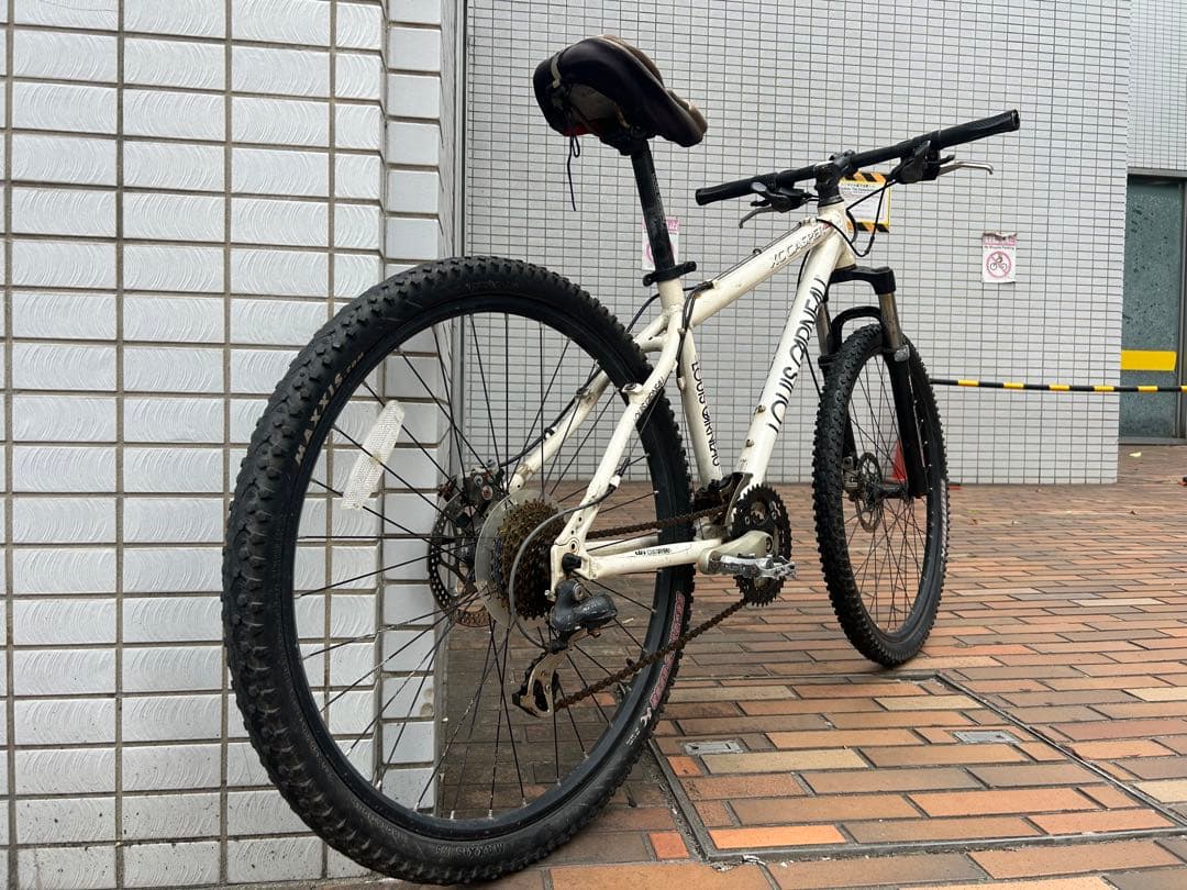 兵庫県神戸市より！ルイガノ マウンテンバイク ハードテイルです。