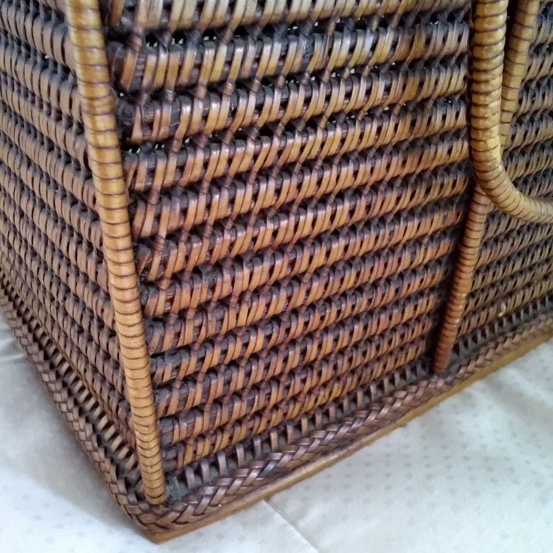 年代不明！両ハンドルかご！籐籠竹籠 竹細工 竹編みカゴ 小物入れ！経年美品！