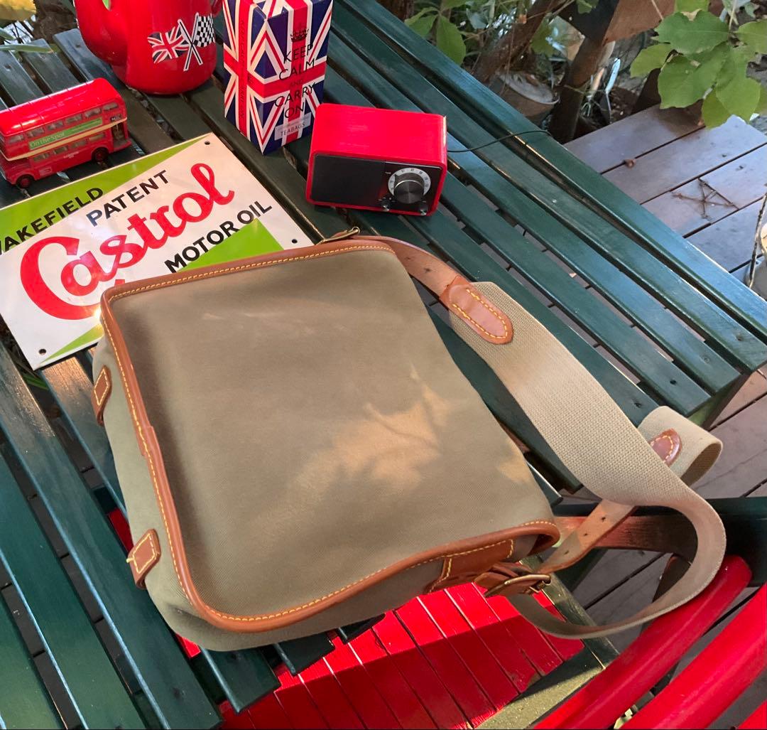 ブレリーオリーブグリーン キャンバス ショルダーバッグ