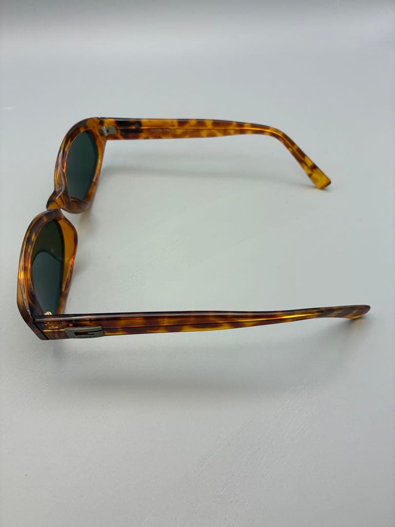 っっ ⭐️GUCCI ヴィンテージ サングラス べっ甲柄　ケースなし