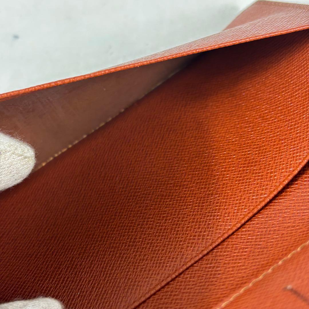 ルイヴィトン エピ ポルトカルト クレディ カードケース 札入れ ブラウン系