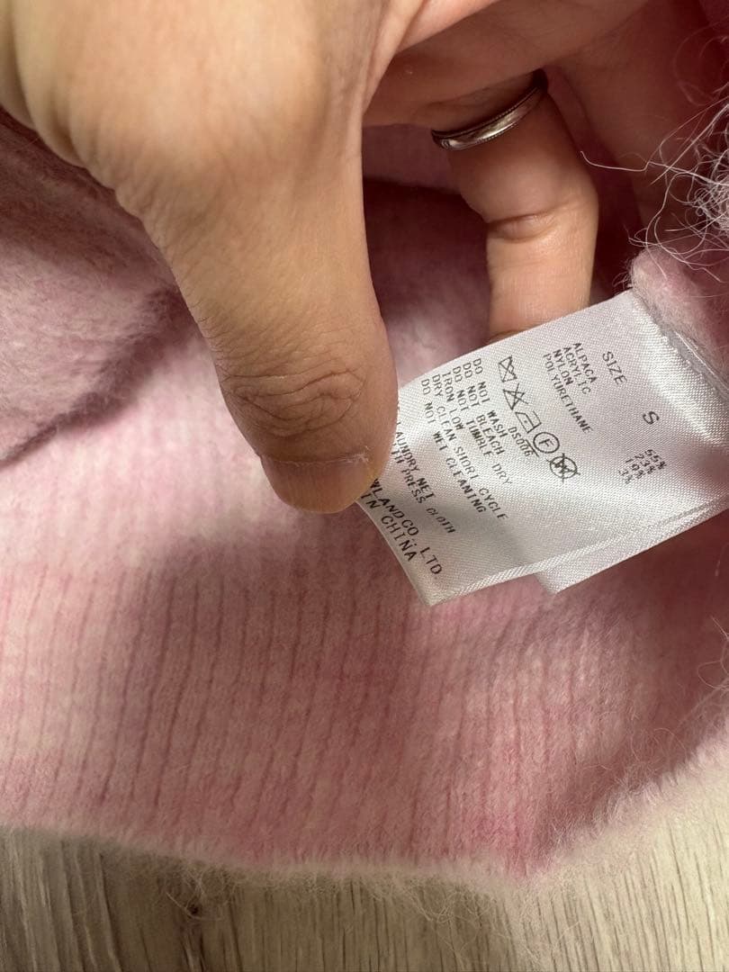 ※期間限定出品※タグ付き新品未使用★シャギーアルパカ Vネックカーディガン