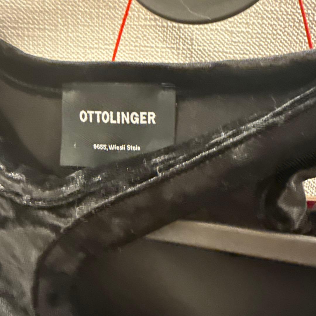 OTTOLINGER 黒 ベルベット キャミソール
