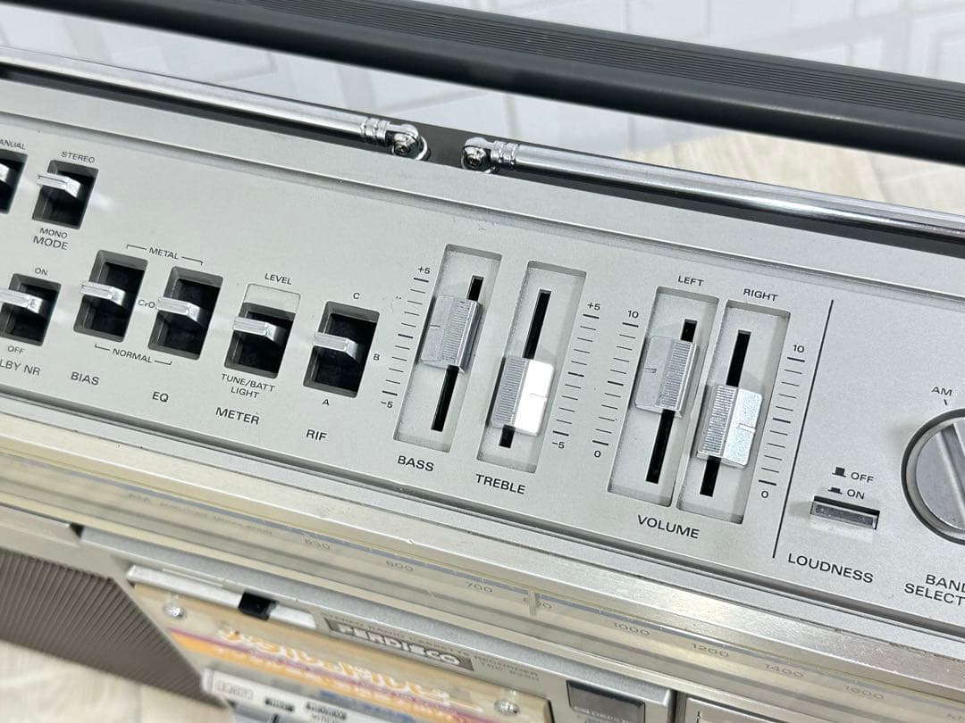 美品動作品| HITACHI 日立ラジカセ TRK-8290 昭和レトロ　ラジオ