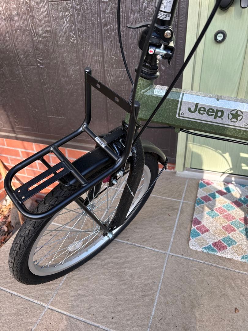 【美品】Jeep 子供用オリーブ色 2025年　　　　　　　現行モデル 18in