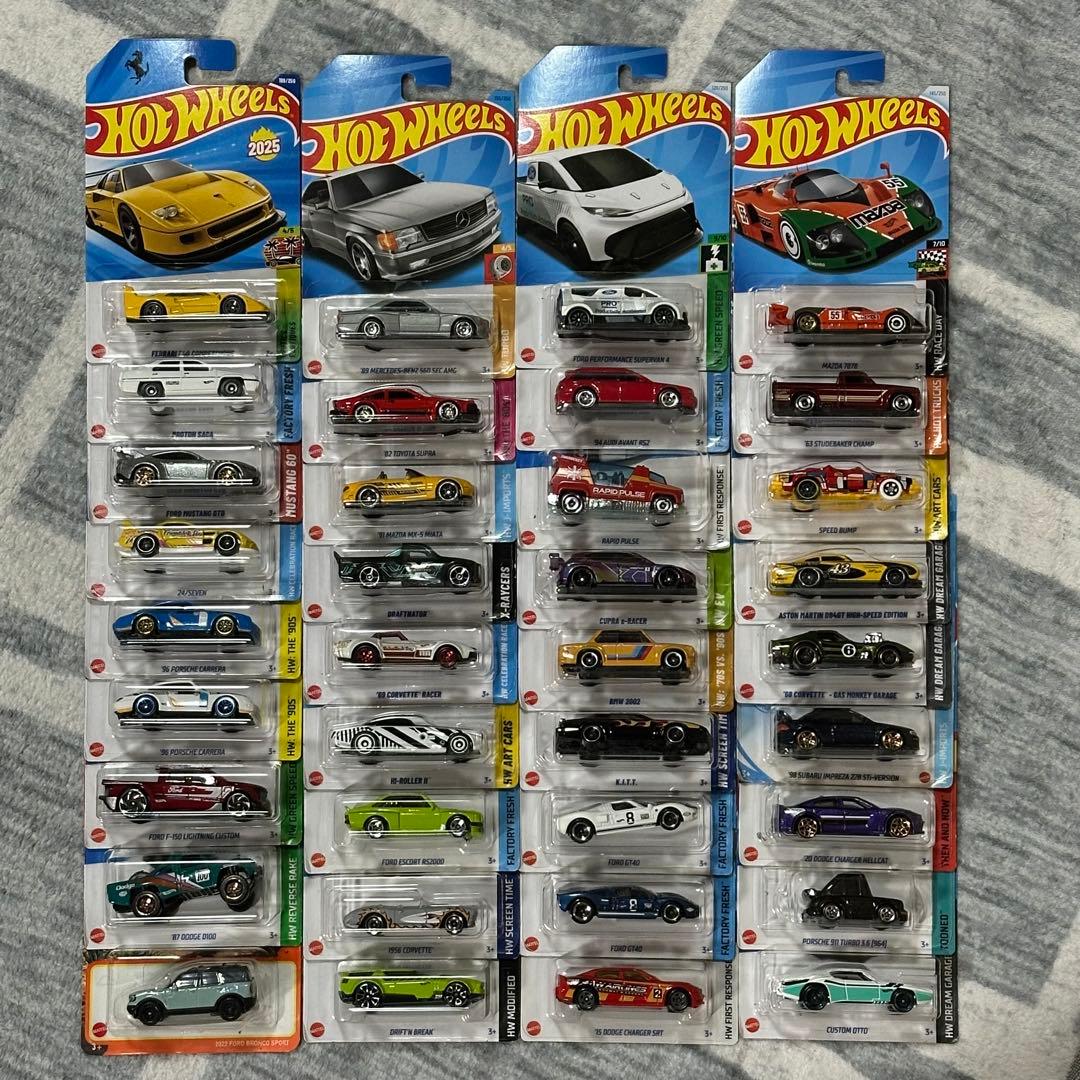 ホットウィール ベーシック 36台セット⑨ フェラーリ スープラ等