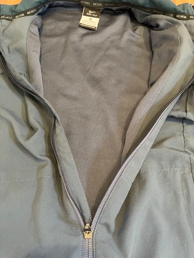 【美品】ナイキ×イングランド代表/トラックジャケット　ドリルトップ ボーイズM