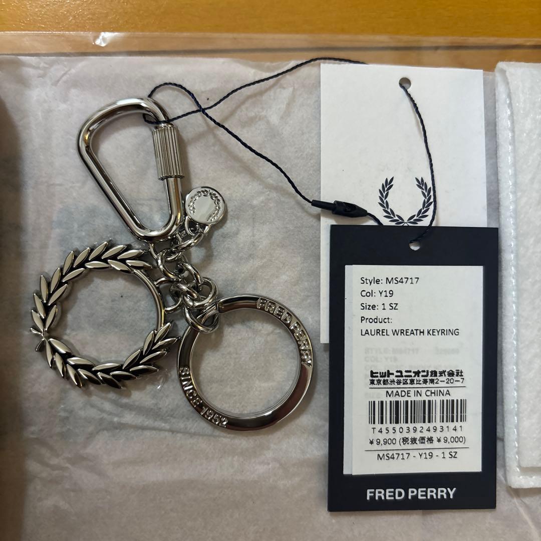 FRED PERRY LAUREL WREATH KEYRING フレッドペリー