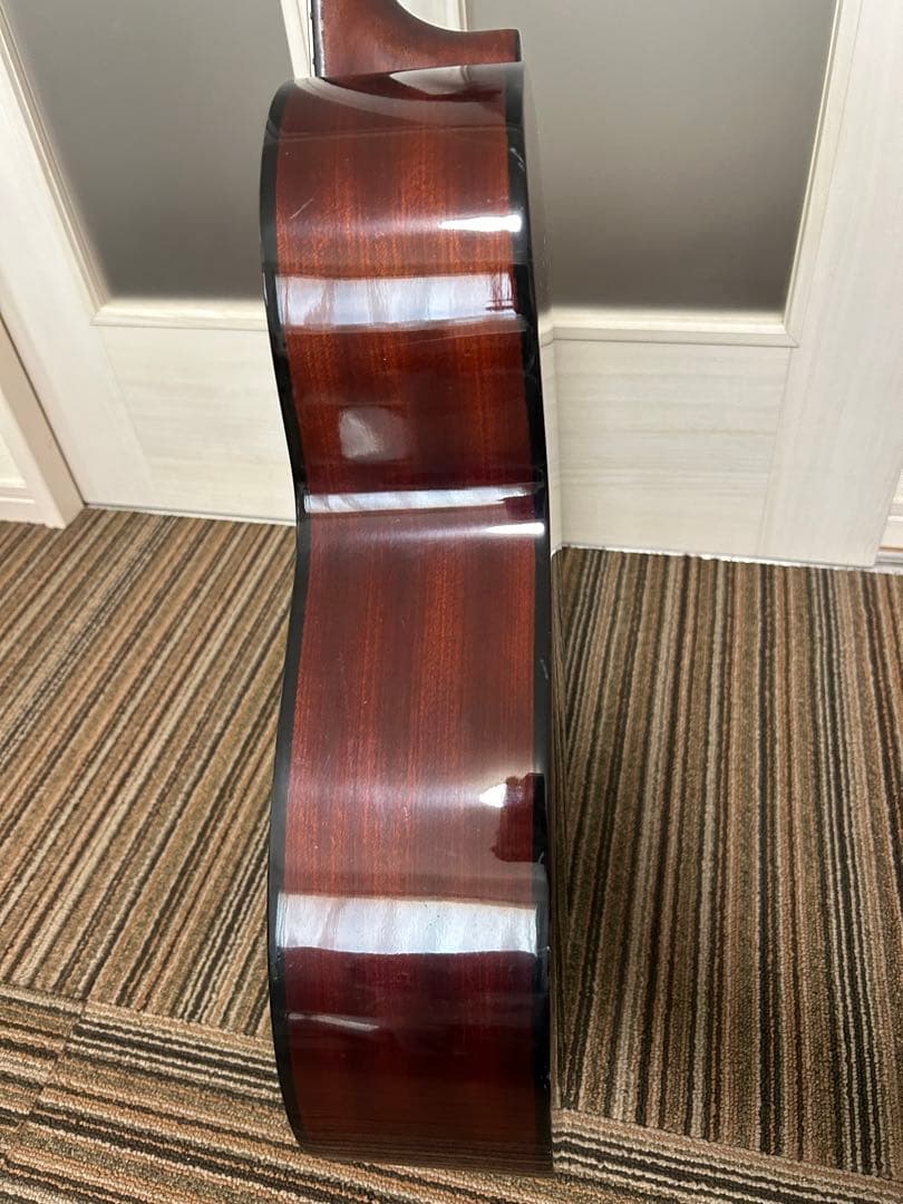 Morris モリース　MF201Nアコースティックギター　硬質ケース付き