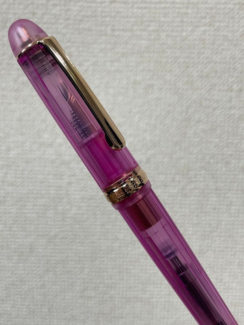 新品未使用　限定モデル　ニース　リラ　14金　字幅M プラチナ　万年筆　3776