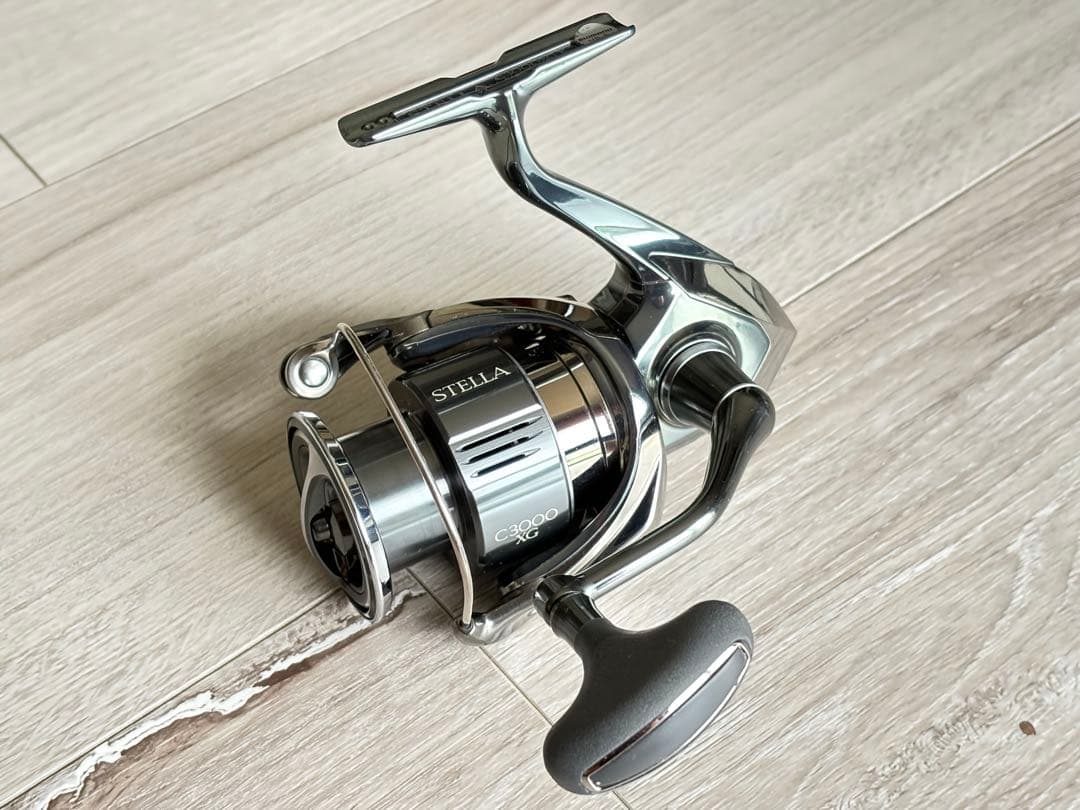 【美品】シマノ　22 ステラ　c3000xg