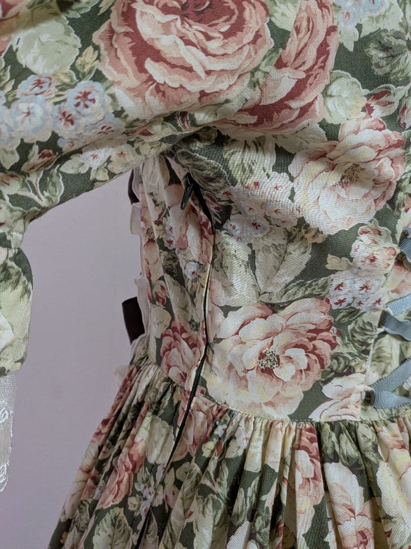 ス*ラ様 Innocent World アンティークドールドレス ファヌエル グ