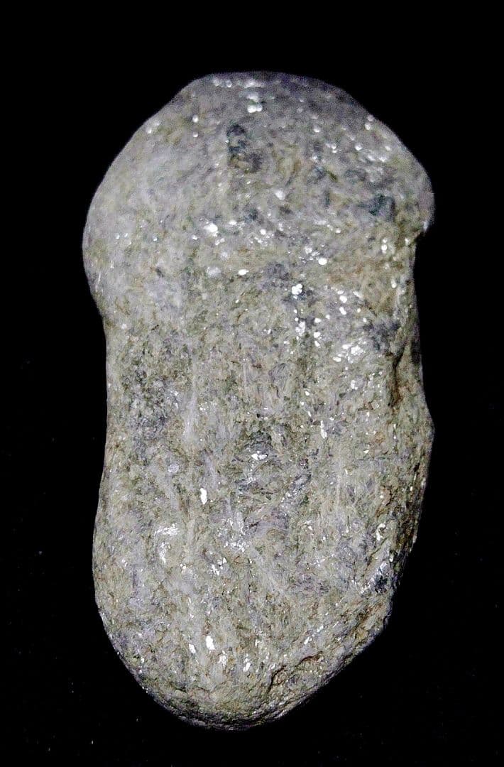 ★翡翠原石★糸魚川硬玉・白【姫川河口・ウブ339ｇ】