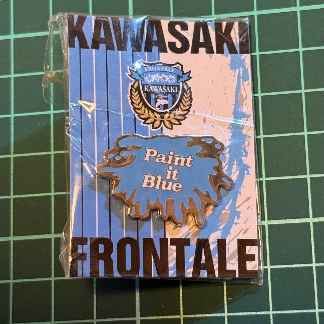【希少】Kawasaki Frontale バッジ Paint it Blue