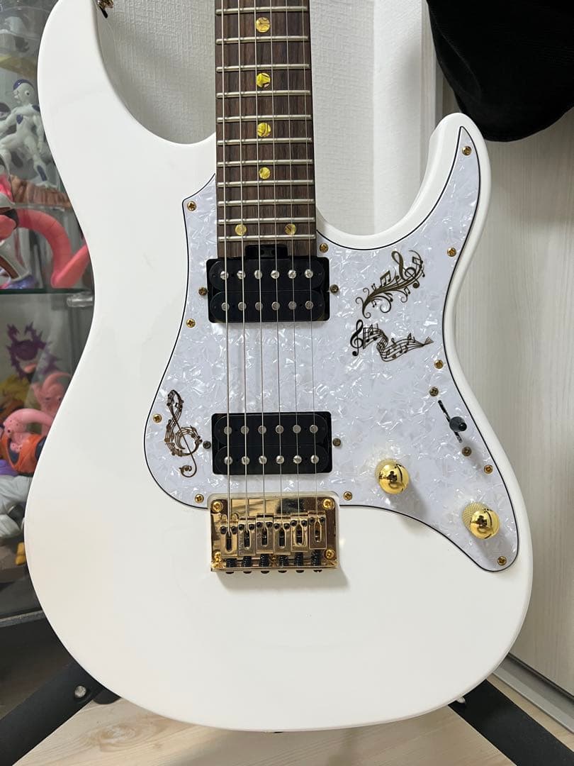 【ホワイト×ゴールド】GrassRoots エレキギター