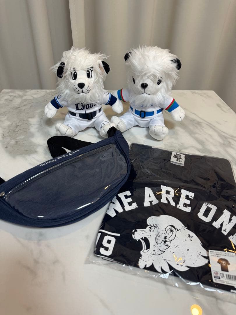 【まとめ買い】西武ライオンズ ぬいぐるみ&ショルダーバッグ&Tシャツ