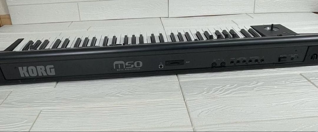 KORG シンセサイザー61鍵 M50-61