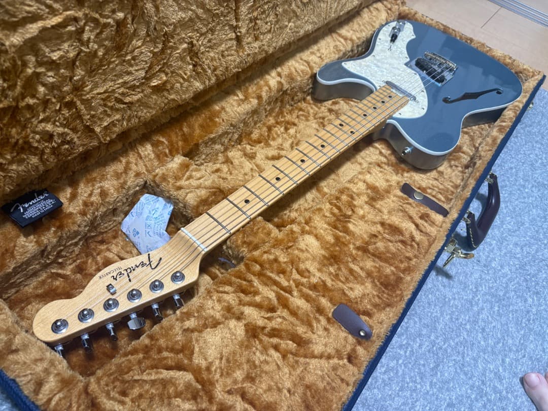 ギター Fender TelecasterThinline American Elite