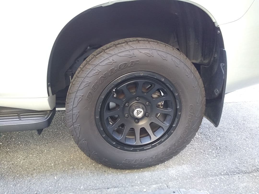 じーの 150プラド　 ホイール DELTA FORCE OVAL 4本