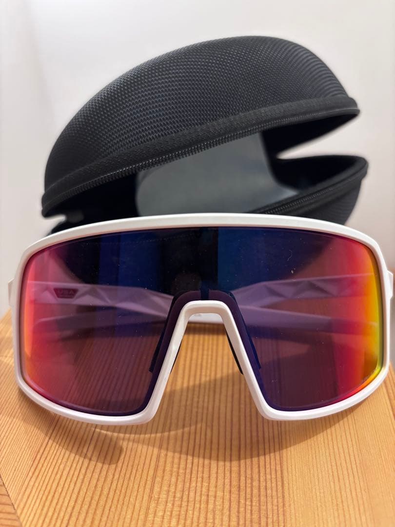 Oakley サングラス ホワイト/マルチカラー ケース付き