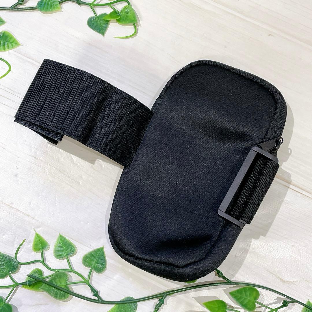 ☆スポーツアームバンド アームポーチ ウォーキング イヤホン穴付き