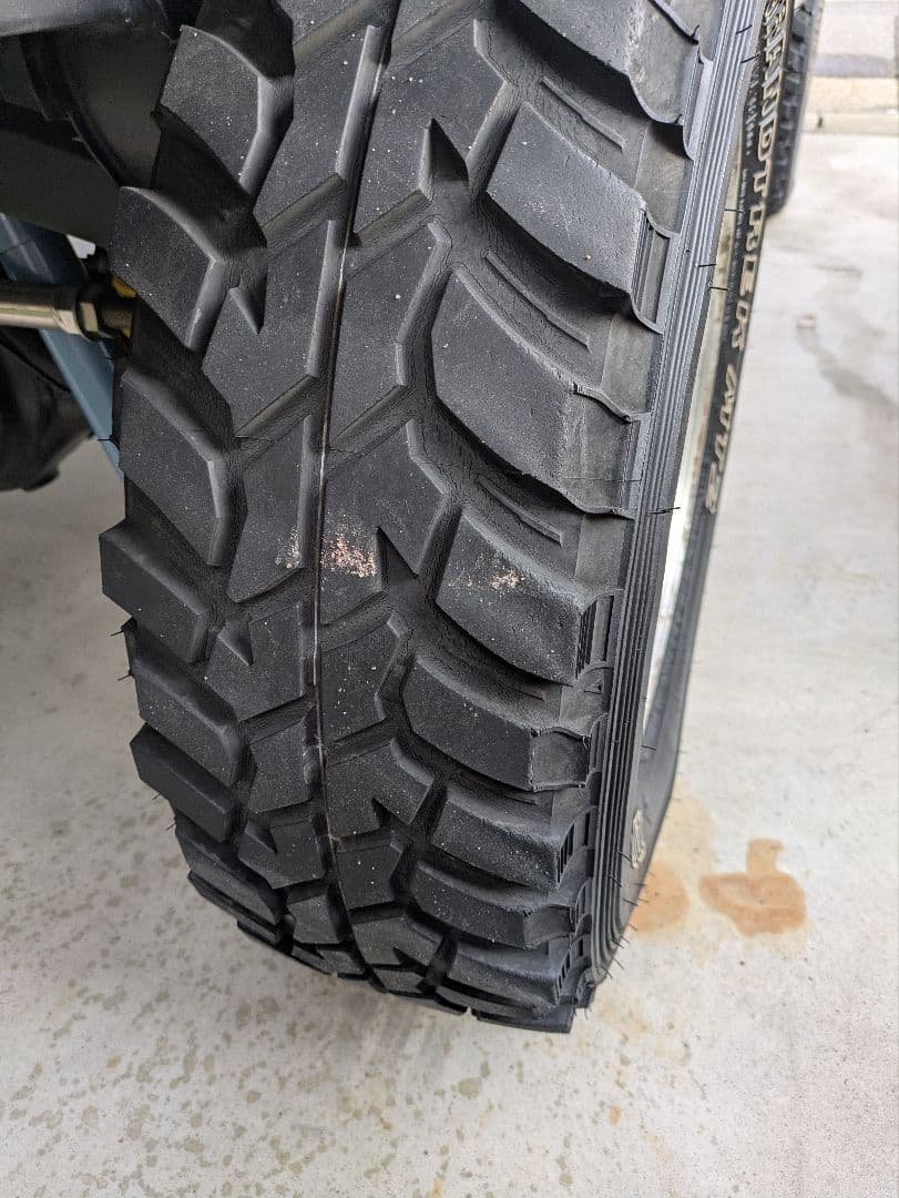 ジムニーJA22純正ホイール・ダンロップ　グラントレックMT2です。