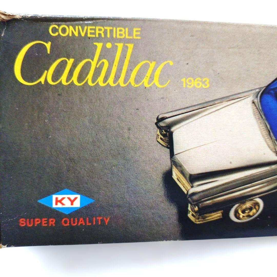 Cadillac 1963 オープンカー ブラック/ゴールド