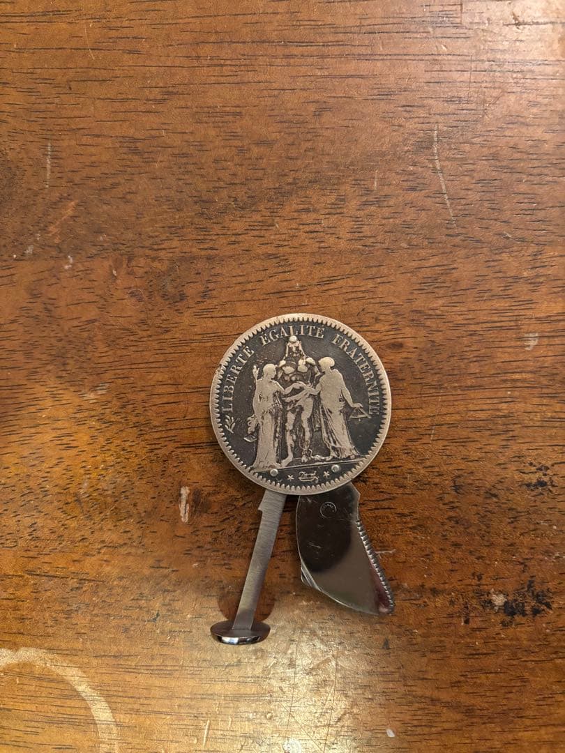 ビンテージ　メダル？　ヤスリ？　グッズ