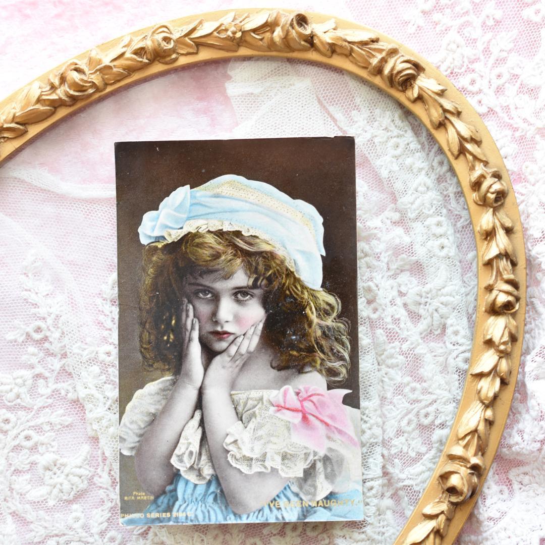 アンティークポストカード　小悪魔のような美しい少女　Rita Martin