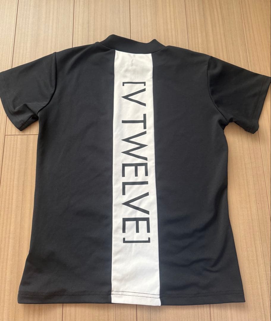 V12 モックネック