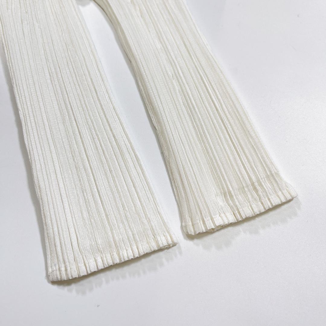 イッセイミヤケ プリーツプリーズ カーディガン 白 3 L 七分袖