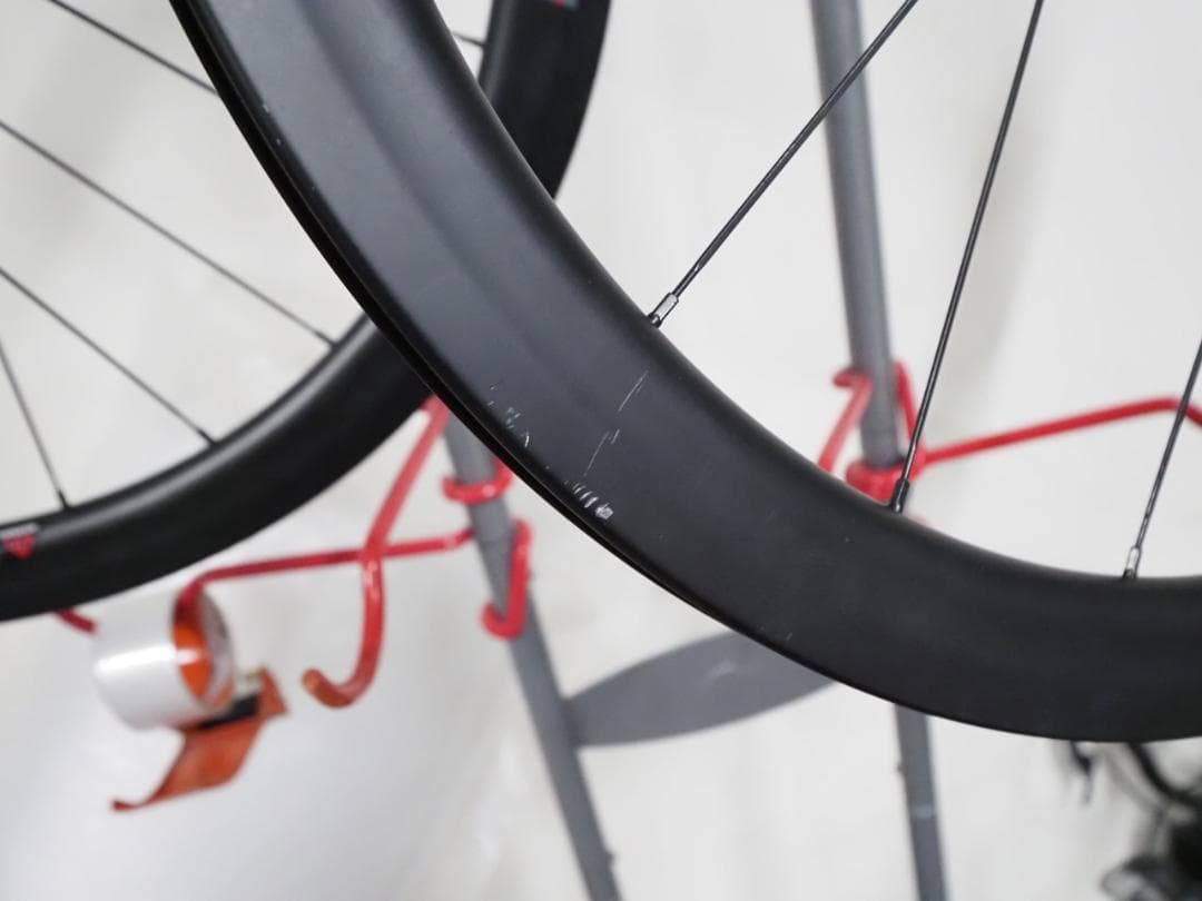 アタッキ カーボンホイール ディスクブレーキ 45mm　ATTAQUE 前後