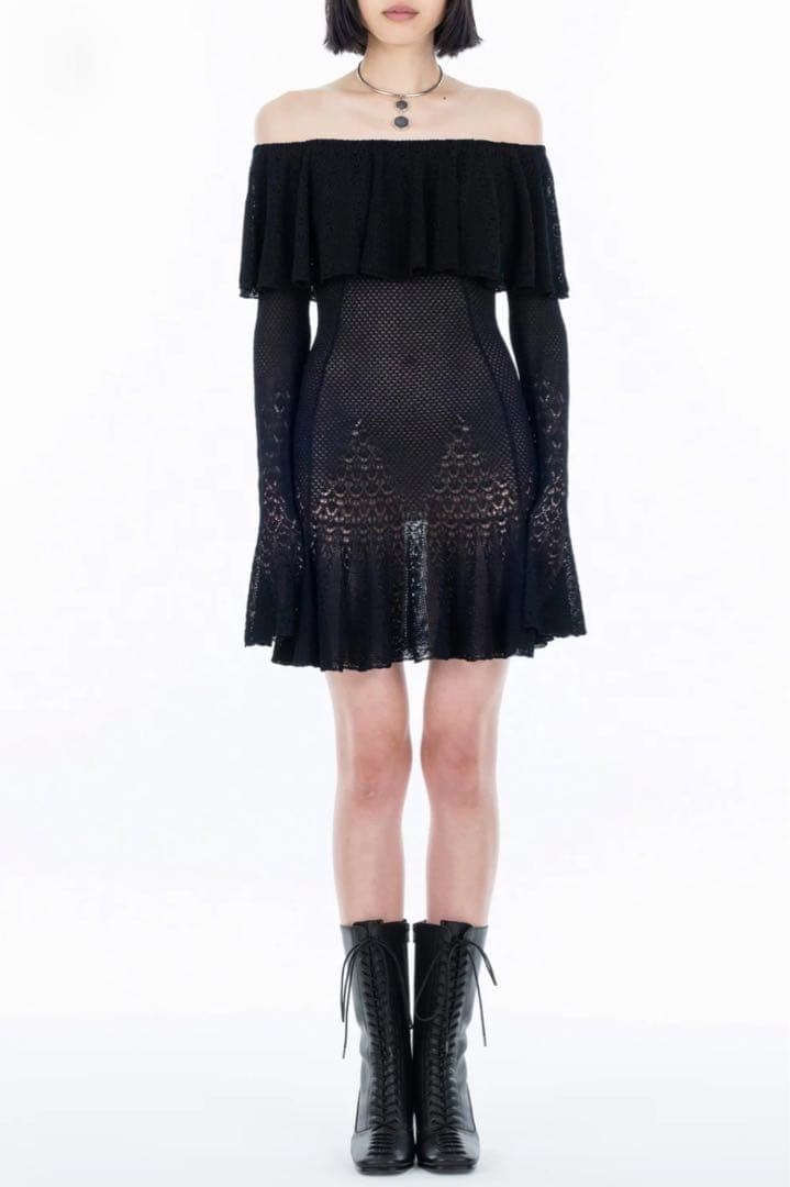 【お値下げ！】新品タグ付⭐︎feticoオフショルダーミニワンピース