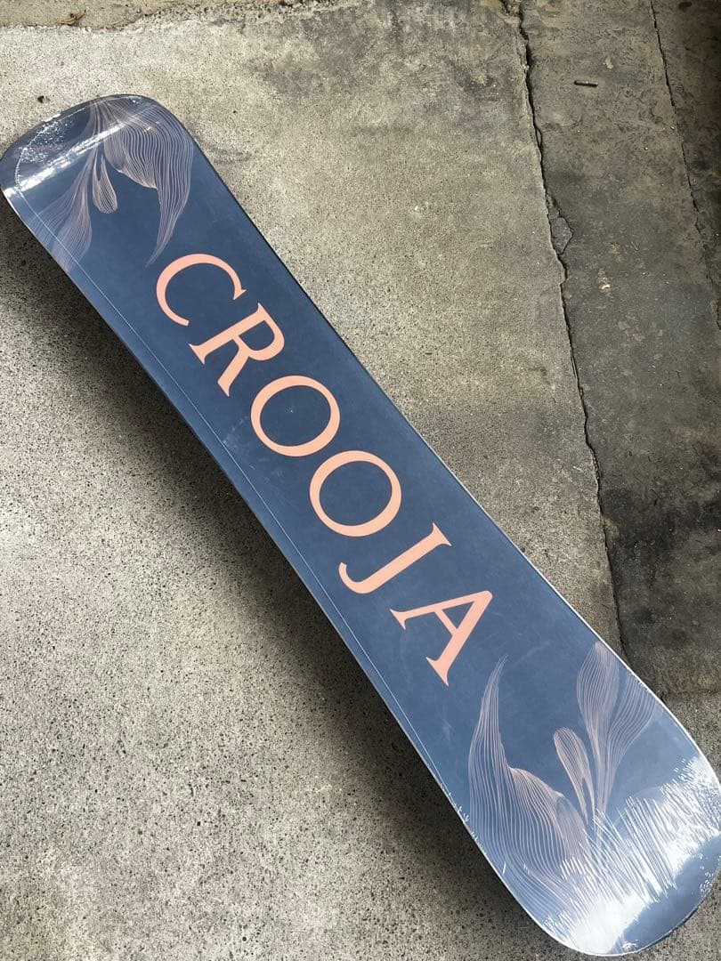 25-26 Crooja Hornet グラトリボード　139