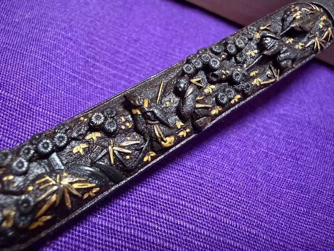 無銘　鉄元堂派　鉄地金銀象嵌　笄　桃園三傑図　出来抜群（刀装具目貫小柄小刀鍔鐔拵