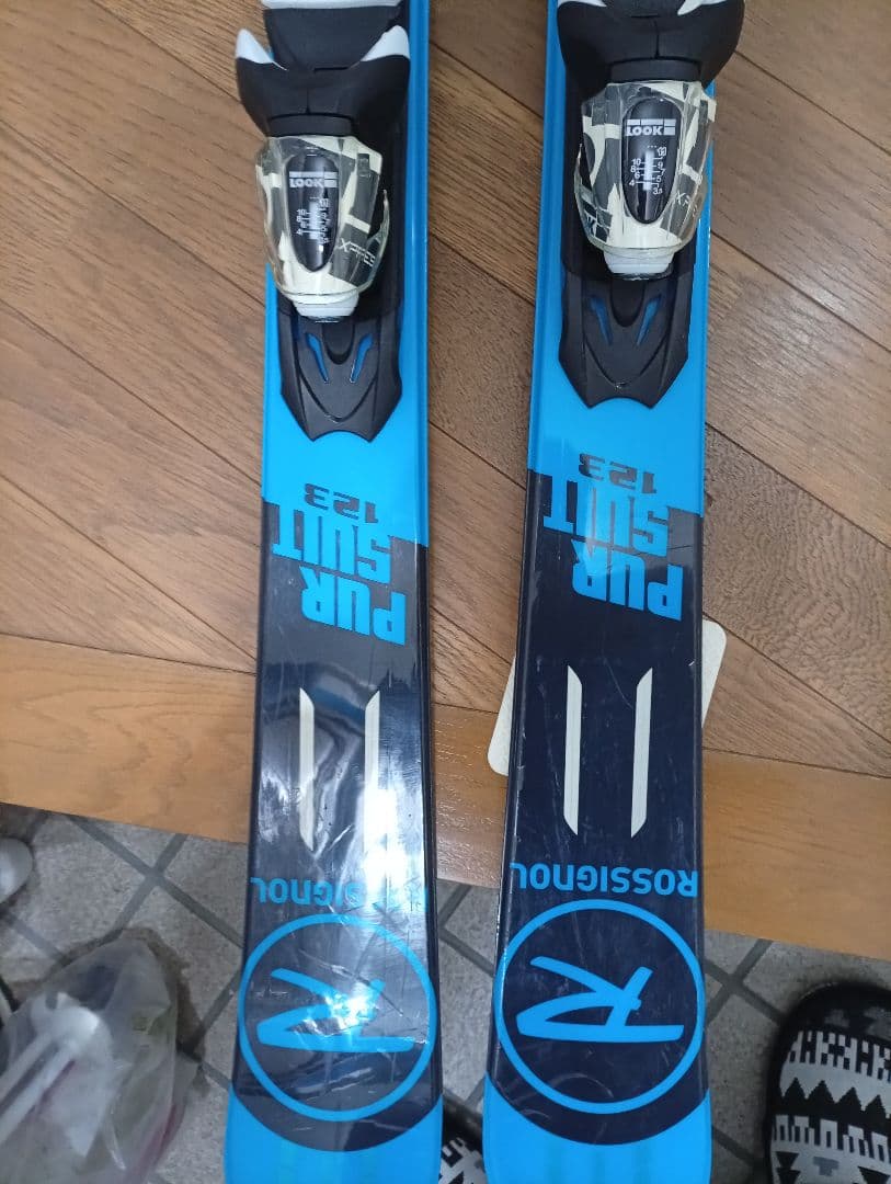 小*泉様 ロシニョール ショートスキー PUR SUIT 123　ゲレンデ　カー